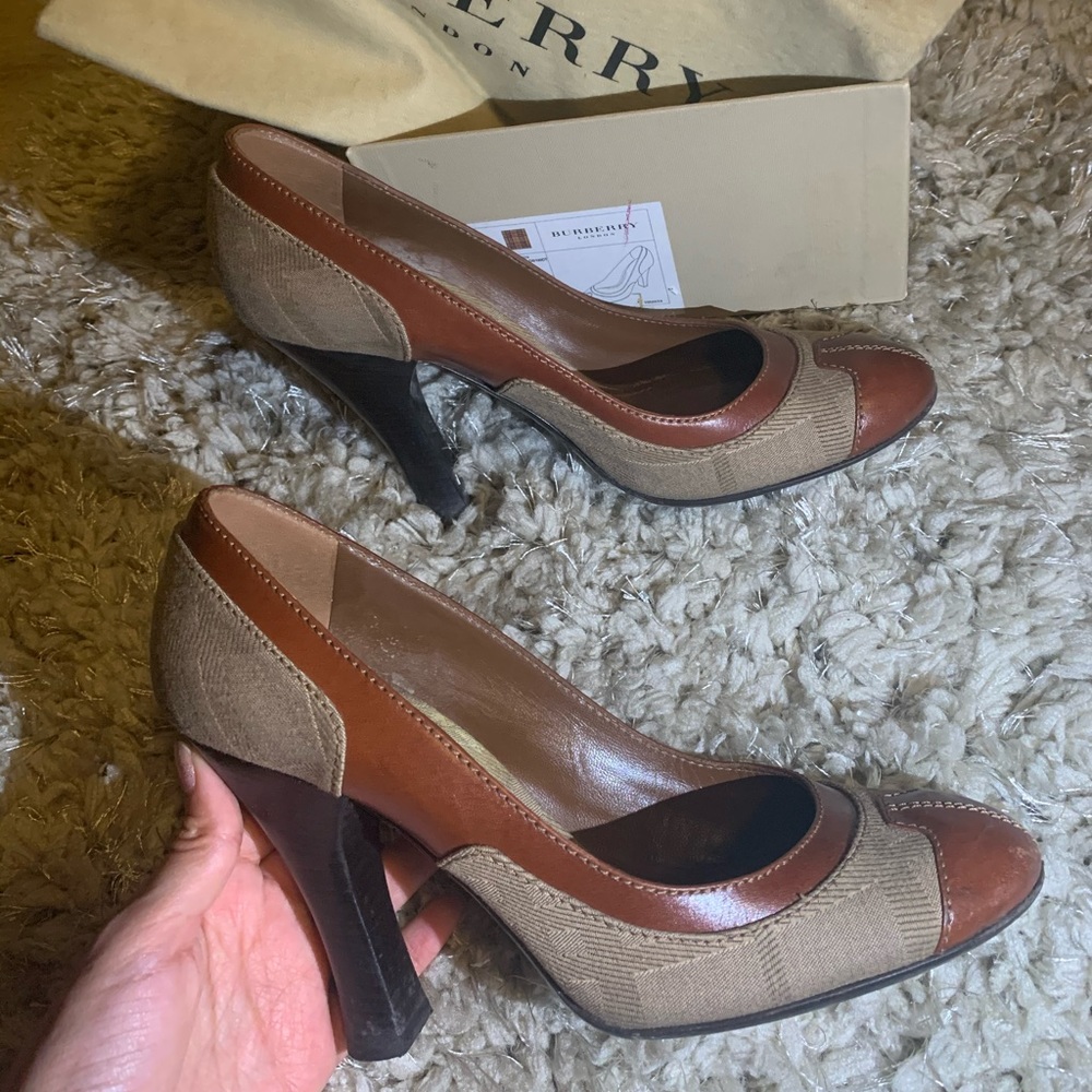 Burberry shoes